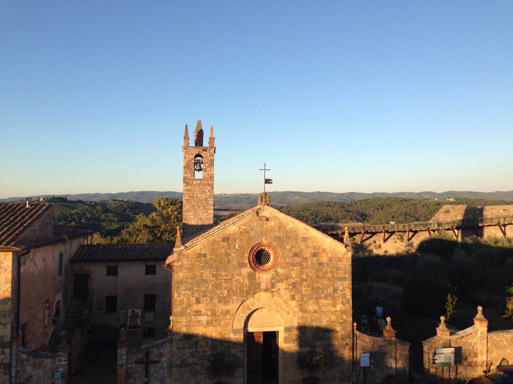 B&B In Piazza Monteriggioni Exteriér fotografie