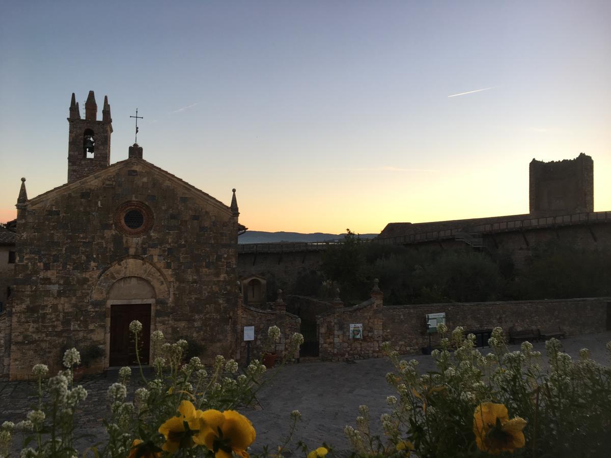 B&B In Piazza Monteriggioni Exteriér fotografie