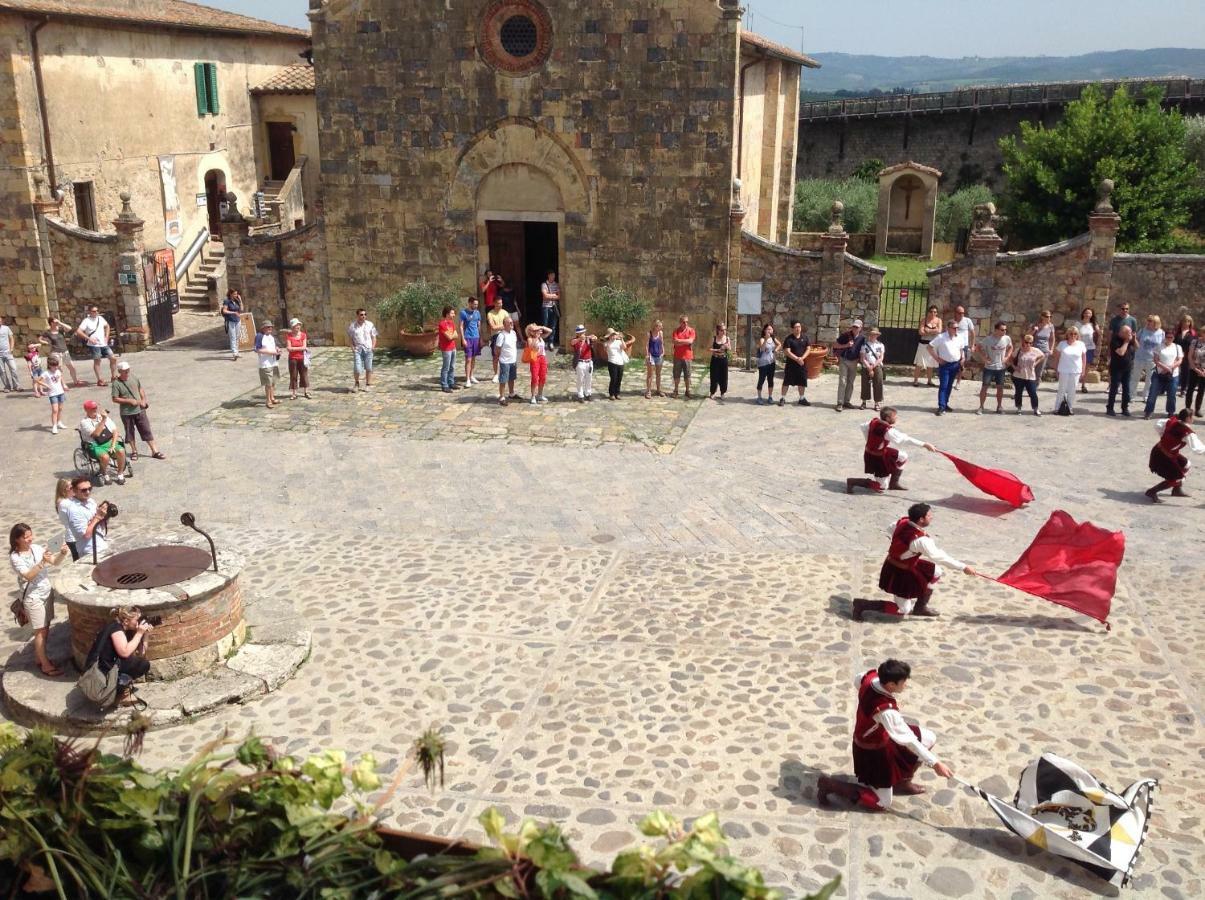 B&B In Piazza Monteriggioni Exteriér fotografie